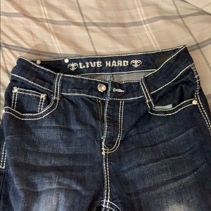 Live hard jeans